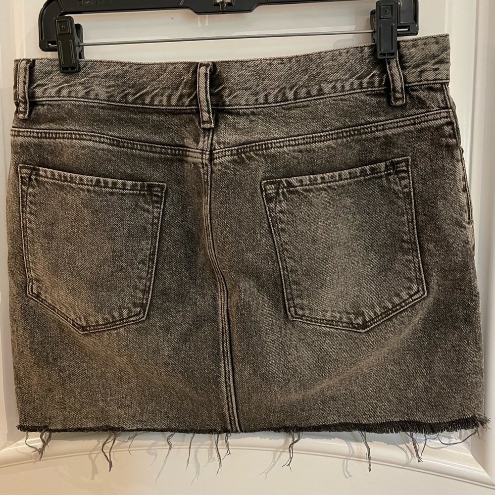 Allsaints Gray/Black Betty Denim Mini Skirt (Size 8) - Picture 5 of 11